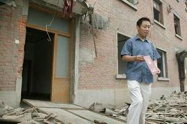 强拆民房新闻爆料电话,官方热线电话公开 第2张 强拆民房新闻爆料电话,官方热线电话公开 第2张